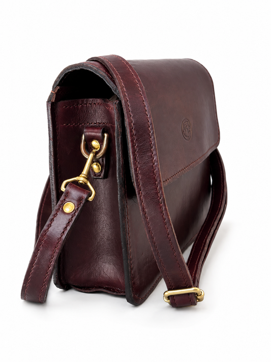 Women’s Crossbody Bag — Magnetic Closure