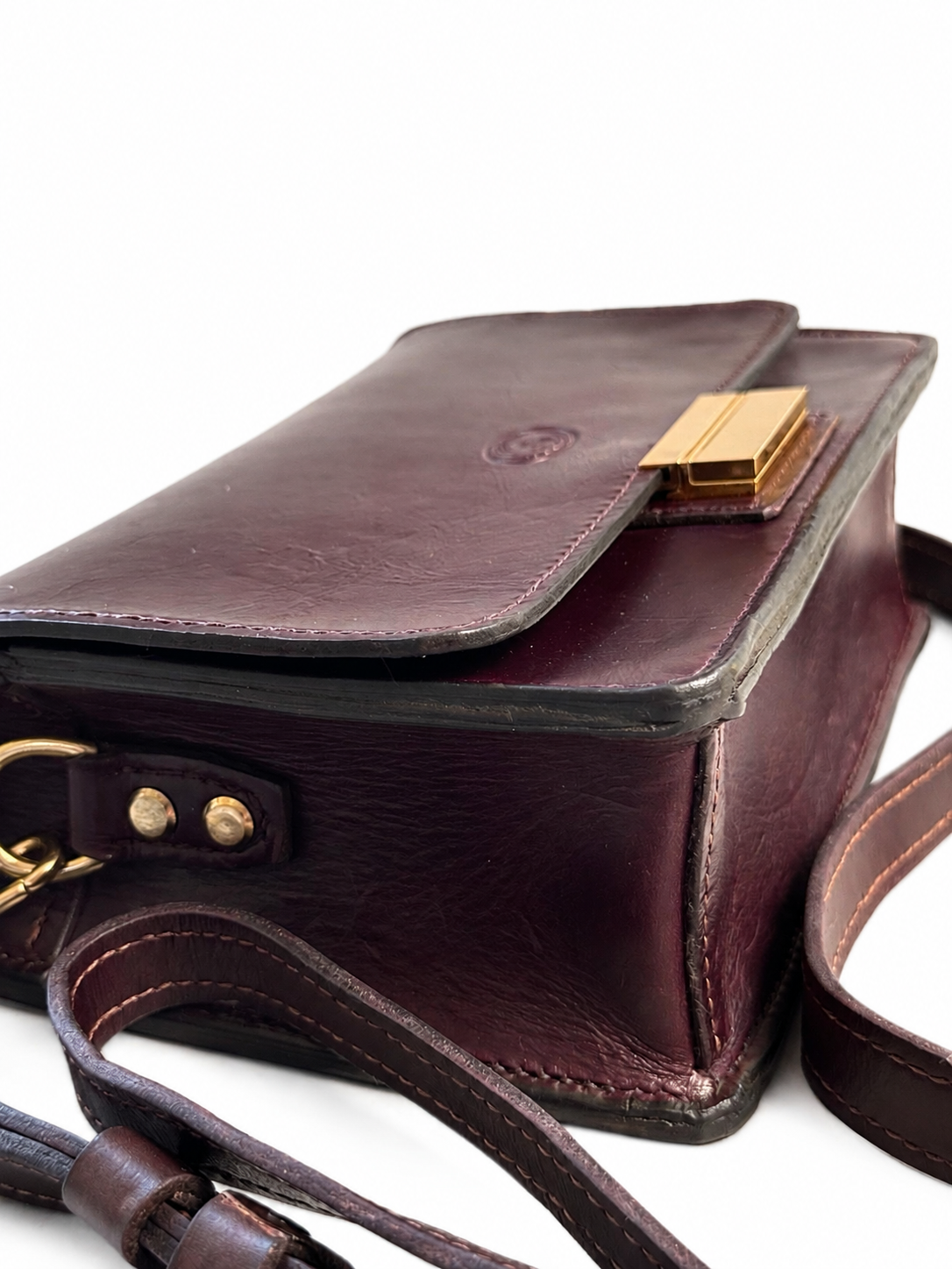 Women’s Crossbody Bag — Bar Push-Lock Closure
